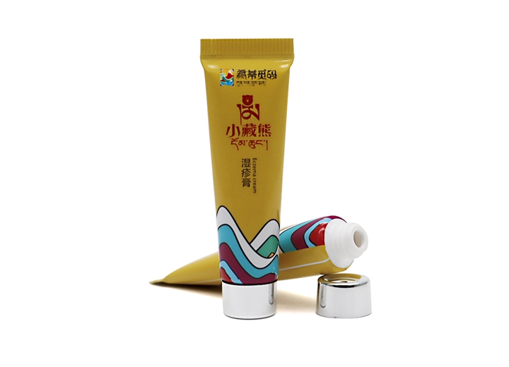 D16淡黄色小藏熊铝塑管5ml